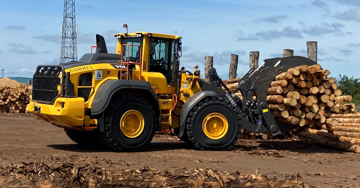 Gorrels-Volvo-woodland-weighing-landscape