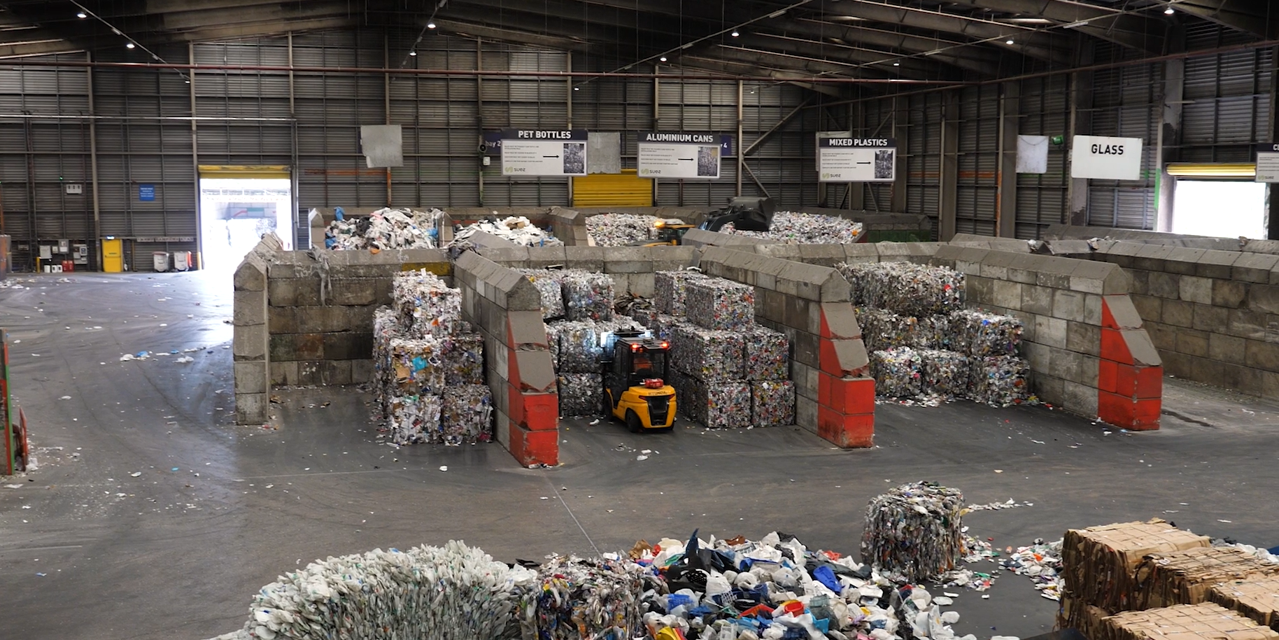 The diverse environment in waste and recycling sites