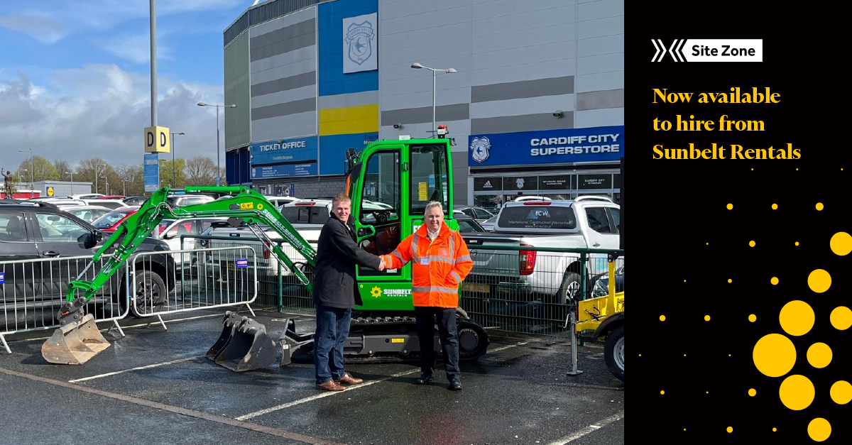 Ben Cole (left) Business development Manager at SiteZone with Richard Wedley (right) Business Development Manager - UK - Traffic Management at Sunbelt Rentals. Pictured with an electric Volvo excavator with SiteZone proximity warning system installed.